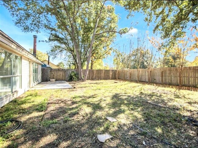 Building Photo - 8322 Old Maple Ln