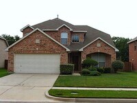 Building Photo - 537 Waterview Dr