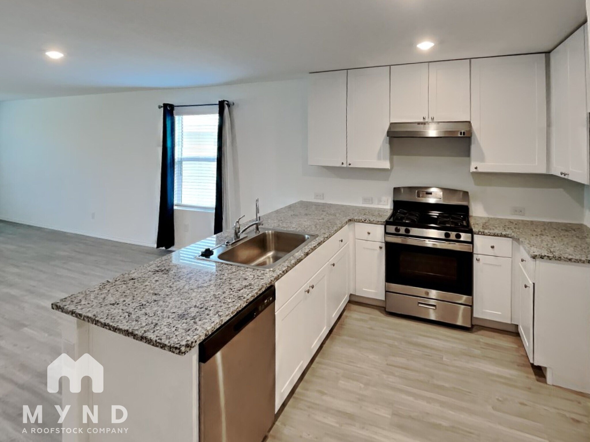 Building Photo - 14911 Greenfield Ml