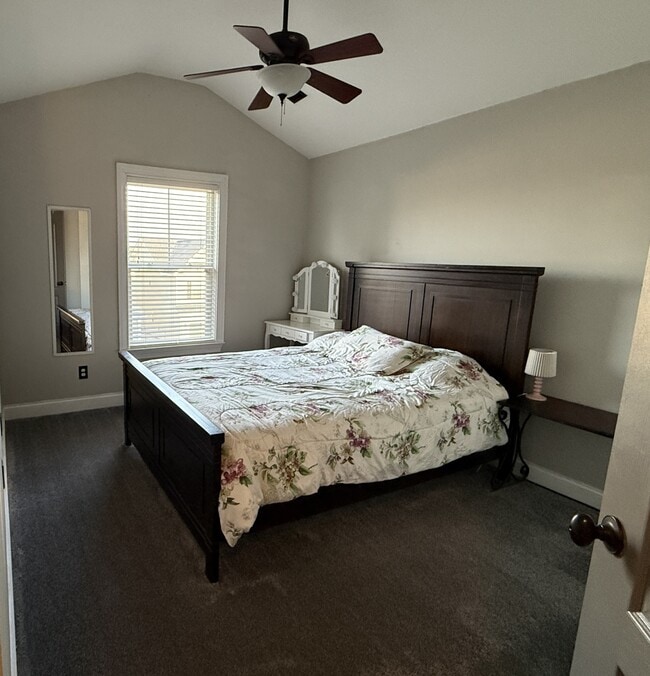 Building Photo - 633 Dunrobin Ln