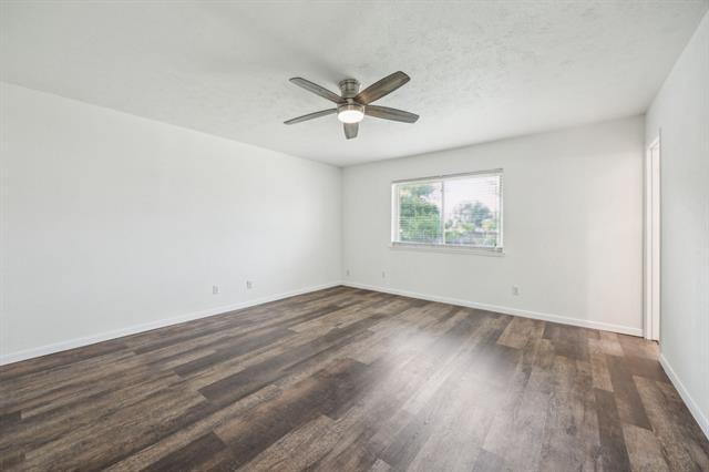 Building Photo - 4218 Crestwood Dr