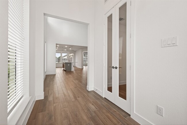 Building Photo - 7218 Grassland Vis Ln