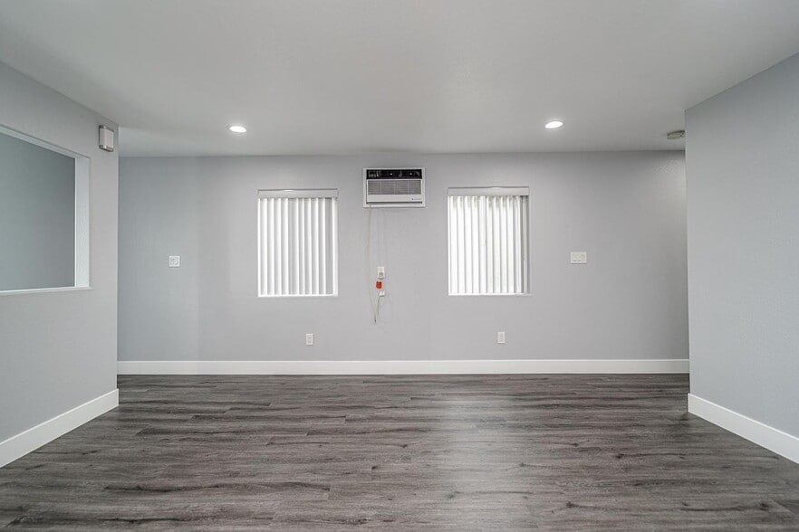 Building Photo - 1309 E Pacific Coast Hwy