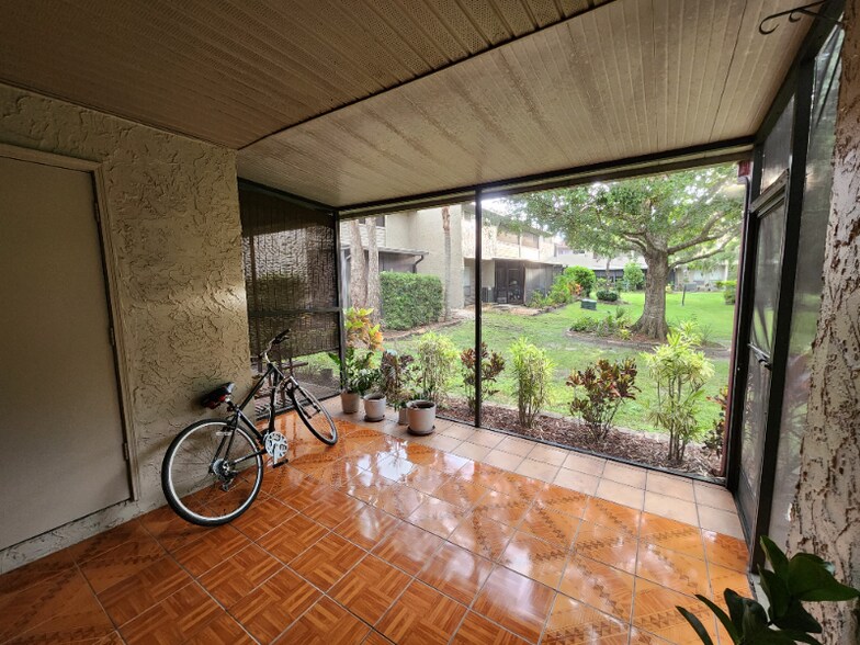 Building Photo - 4437 Rayfield Dr