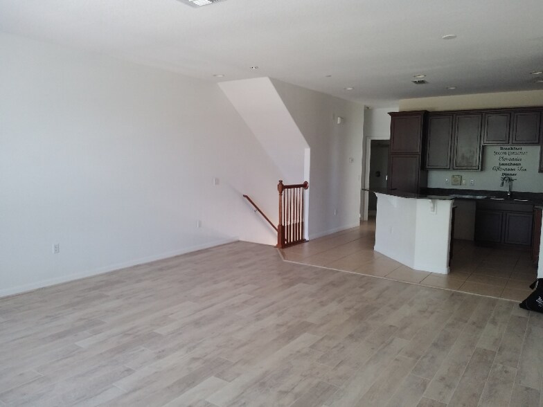 Building Photo - 2554 Middleton Grove Dr