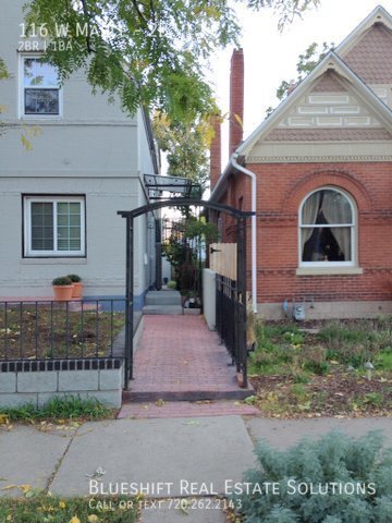 Building Photo - 116 W Maple-2B