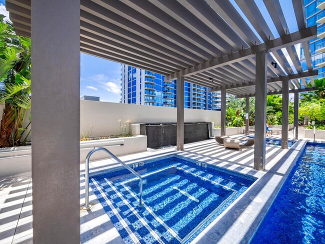 Building Photo - 1374 Kapi‘olani Boulevard-SI ID1327705P