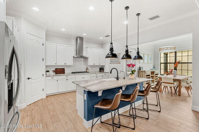 Building Photo - 2300 Addison Dr