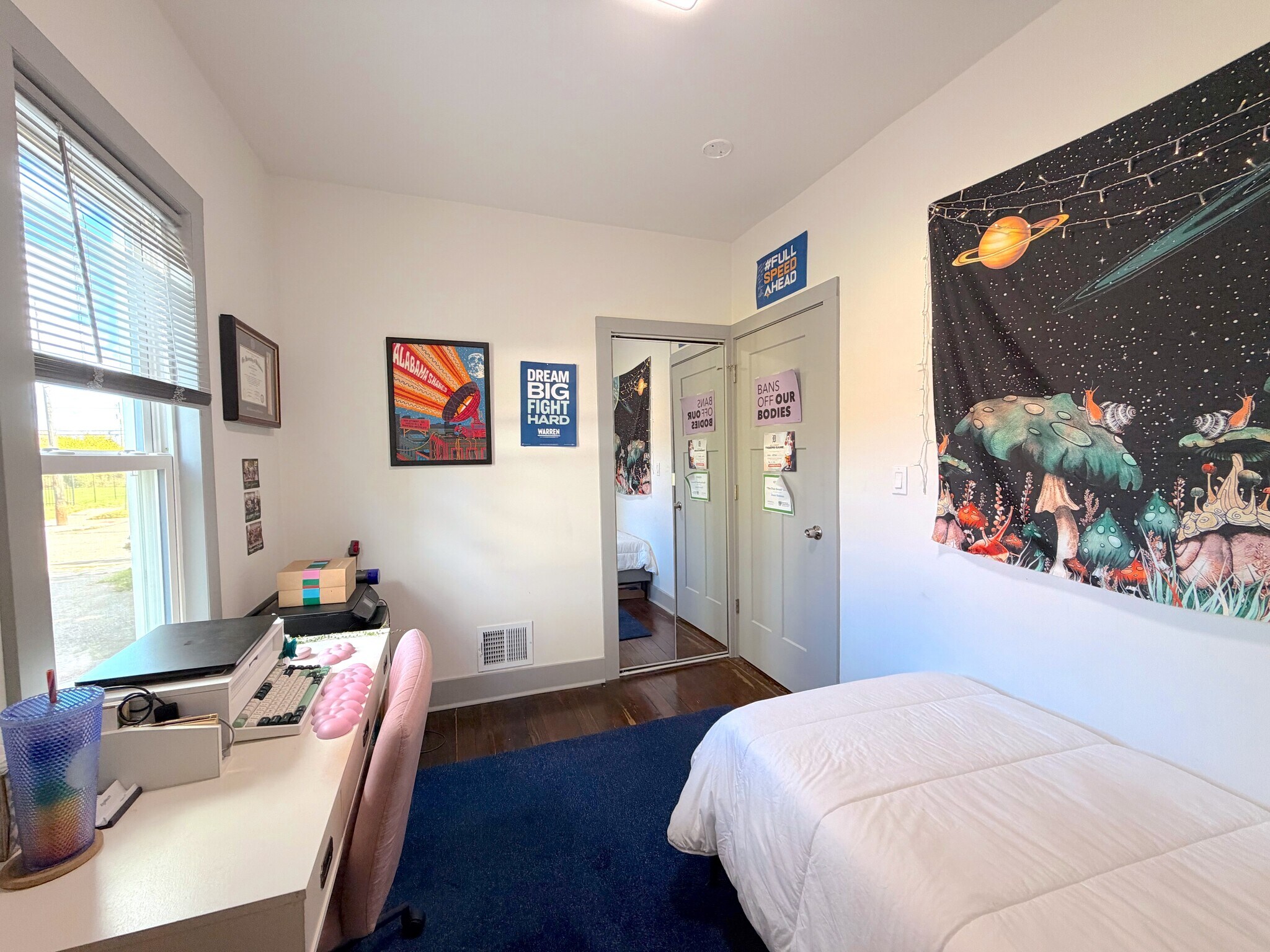 Building Photo - 1419 Fischer St