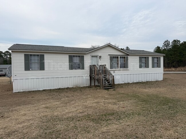 Building Photo - 26 Hemlock Ln