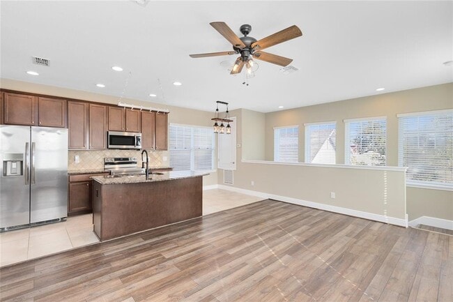 Building Photo - 13787 Eliot Avenue