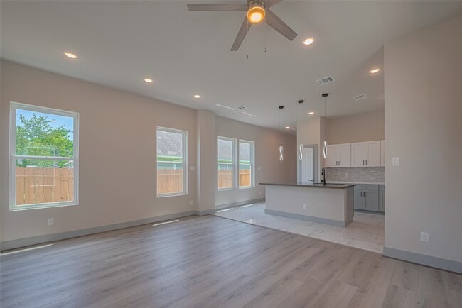 Building Photo - 2414 Sam Wilson St