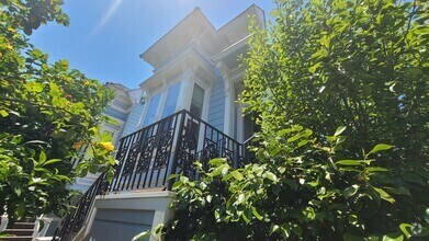 Building Photo - Updated top of the line Edwardian House in...
