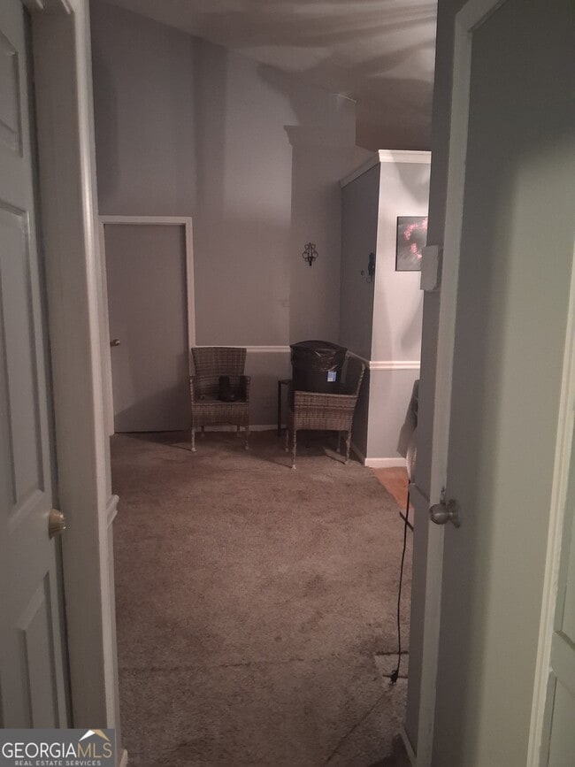 Building Photo - 1376 Country Ln Way NE