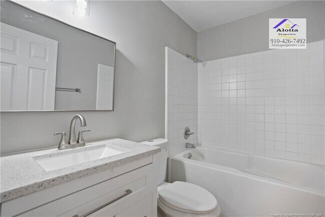 Building Photo - 2312 Enloe St