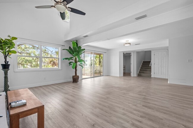 Building Photo - 4857 Hummingbird Trail