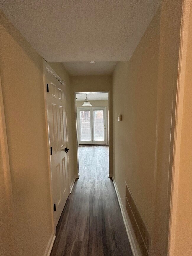 Building Photo - 3409 Gatewood Ct