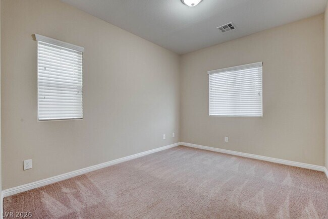 Building Photo - 1067 Fish Pond Ave