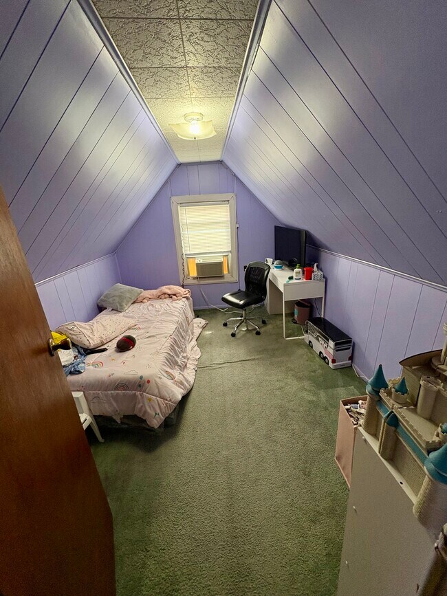 Building Photo - 59 Mozart St
