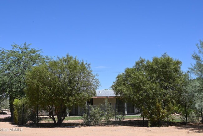 Building Photo - 8339 E Cholla St