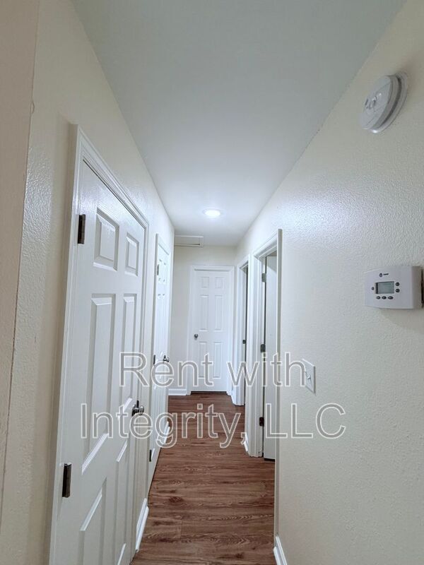 Building Photo - 1352 Ocala Rd