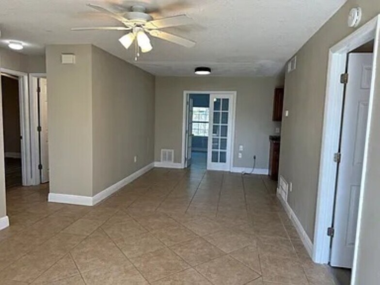 Building Photo - 1117 Princewood Dr