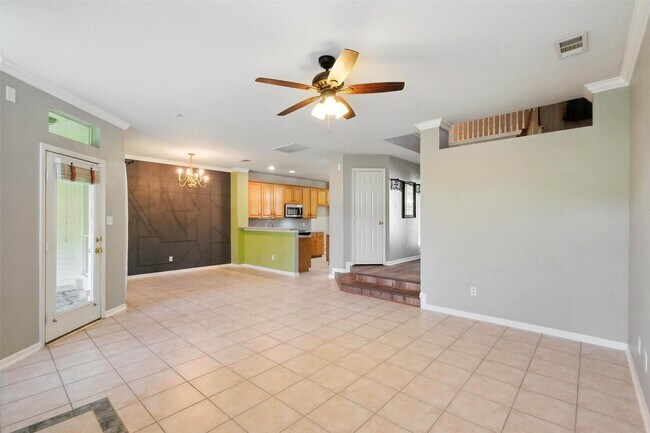 Building Photo - 10222 Thornmont Ln