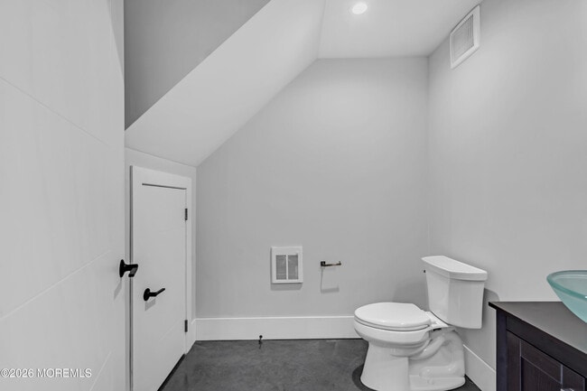 Building Photo - 10 McCready's Alley