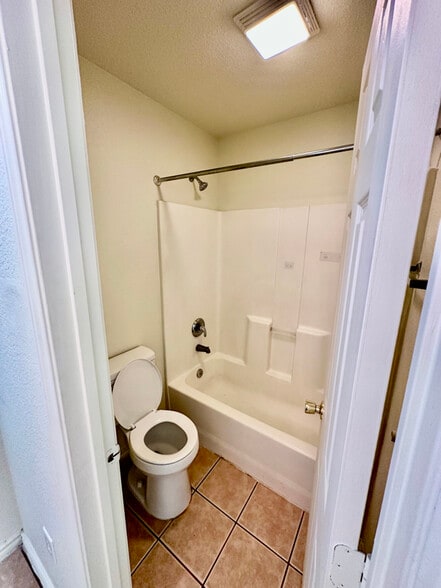 Building Photo - 4312 Covenant Ct