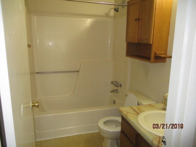 Building Photo - 621 Dover Rd