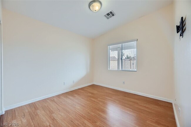 Building Photo - 5173 Panguitch Dr