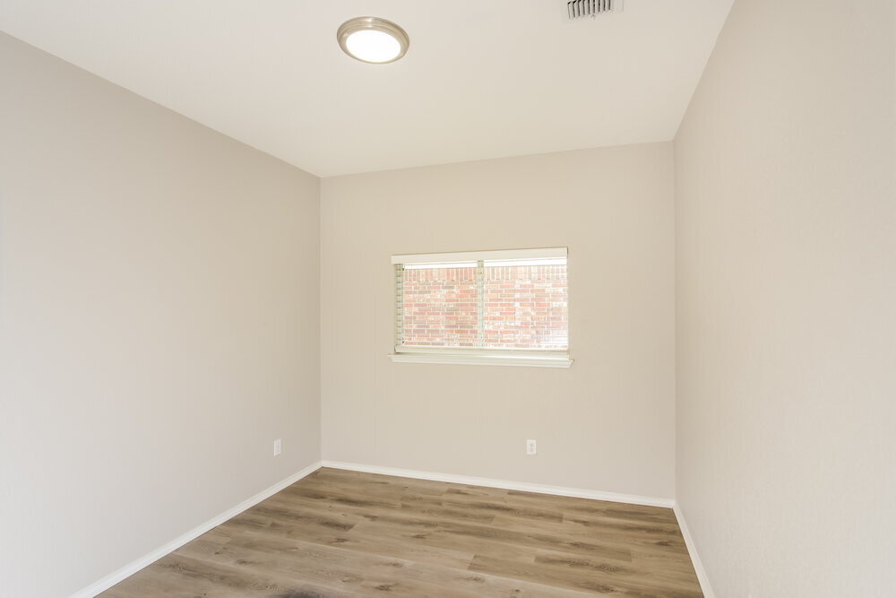 Building Photo - 7602 Mission Ledge