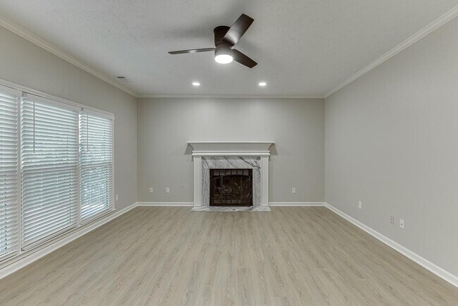 Building Photo - 5570 Cannonero Dr
