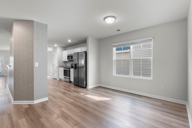 Building Photo - 672 Penfolds Wy