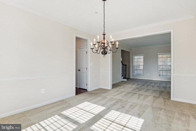 Building Photo - 15205 Orchard Farm Pl