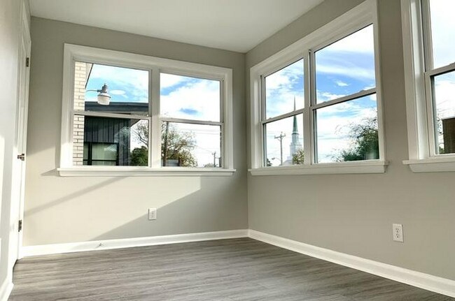 Building Photo - 100 Marcy St