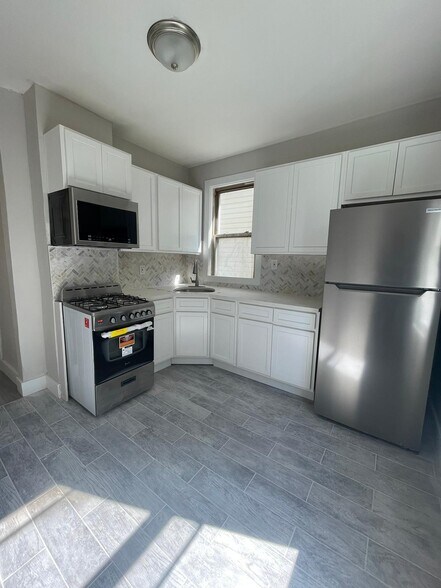 Unit 2 - 27 Sheffield St