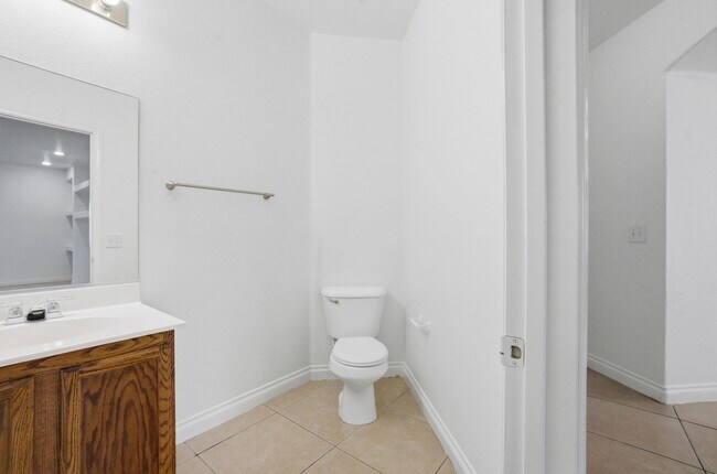 Building Photo - Stunning 4 bedroom home In North Las Vegas