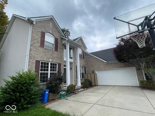 Building Photo - 5837 Stone Pine Trail