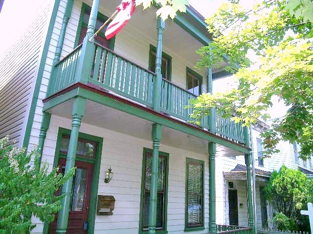 Building Photo - PINE416