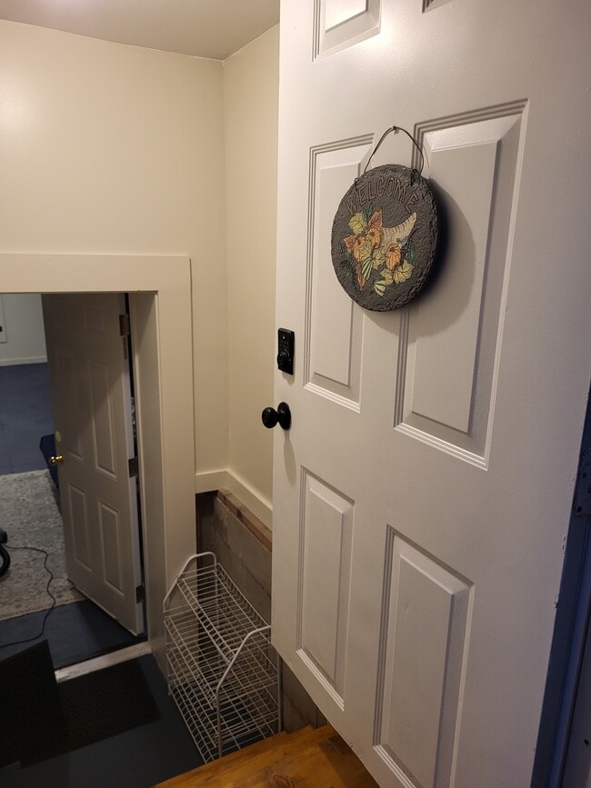 Building Photo - 30 Main St