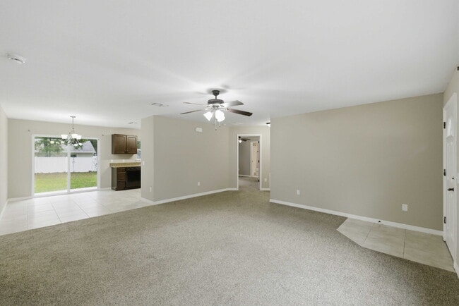Building Photo - No HOA! Spacious 3 Bedroom Home with Large Backyard & Fire Pit – Move-In Ready