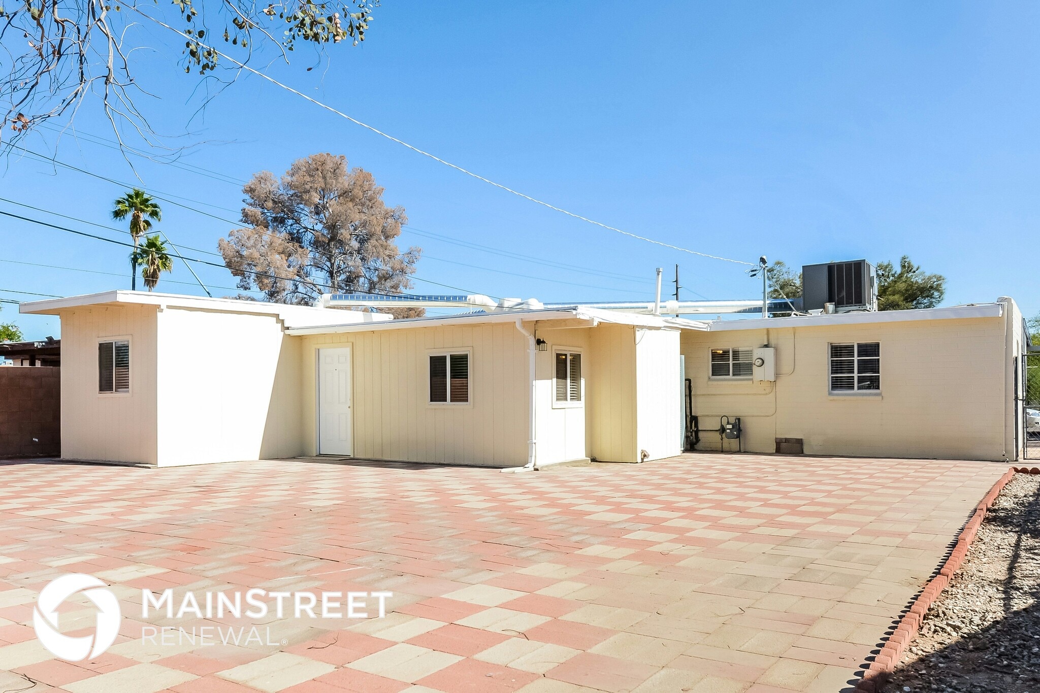 Building Photo - 4649 E 14th St