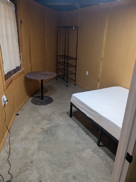 Building Photo - 526 Allen Dr