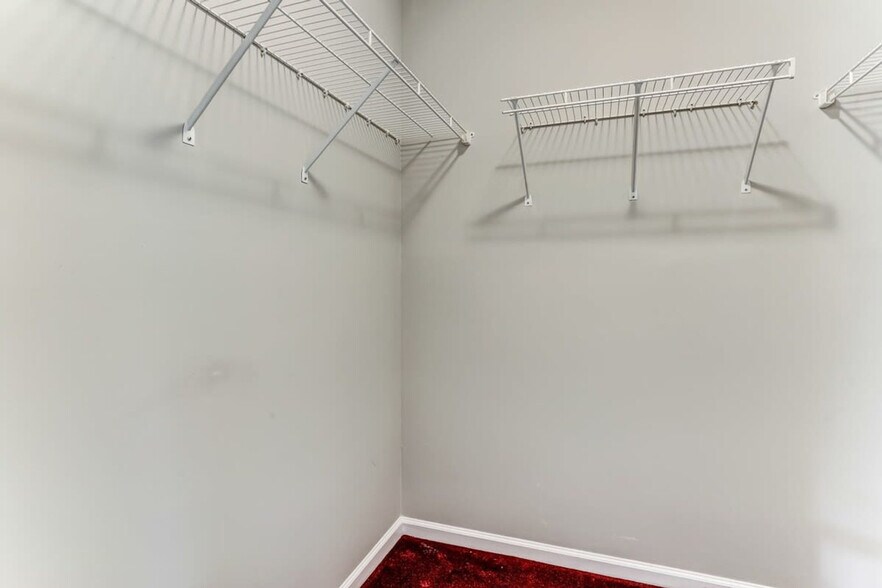 Building Photo - 105 Crossvine Ct