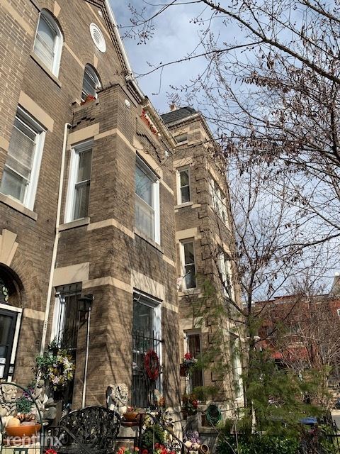Building Photo - 1 br, 1 bath Townhome - 1003 Otis Pl NW