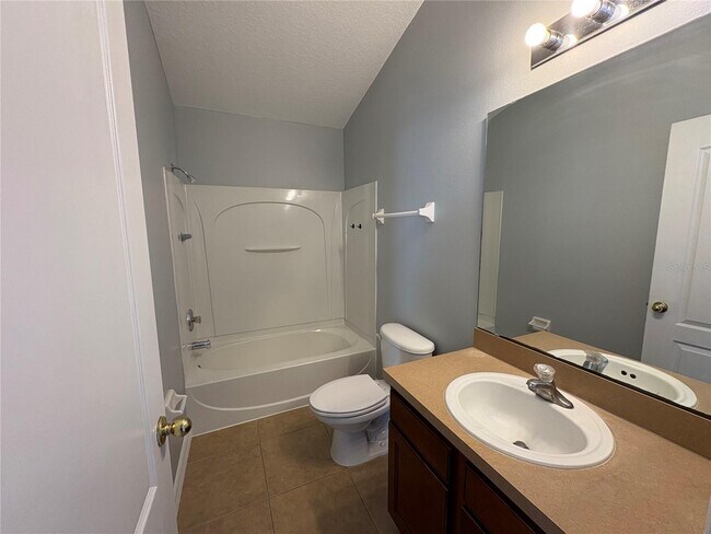 Building Photo - 7107 Harmony Square Dr