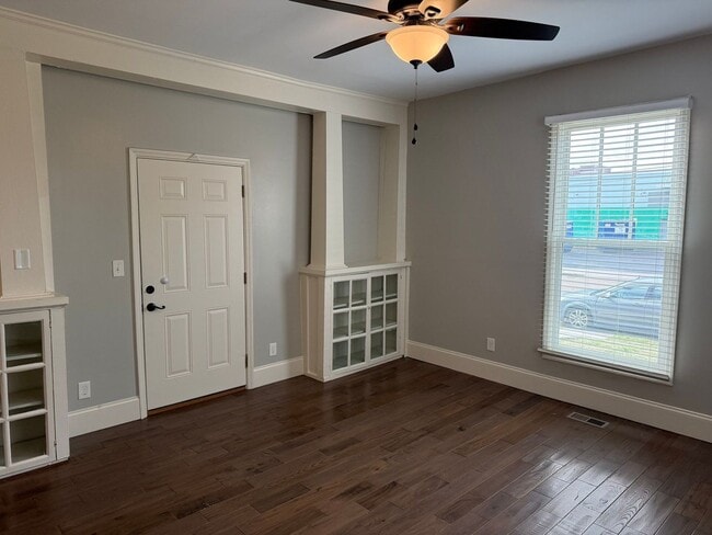 Building Photo - 708 Morgan St