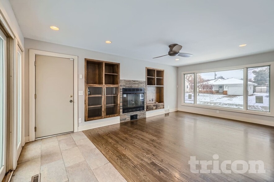 Building Photo - 6100 Colfax Ln S