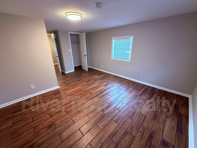 Building Photo - 485 Quinn Rd